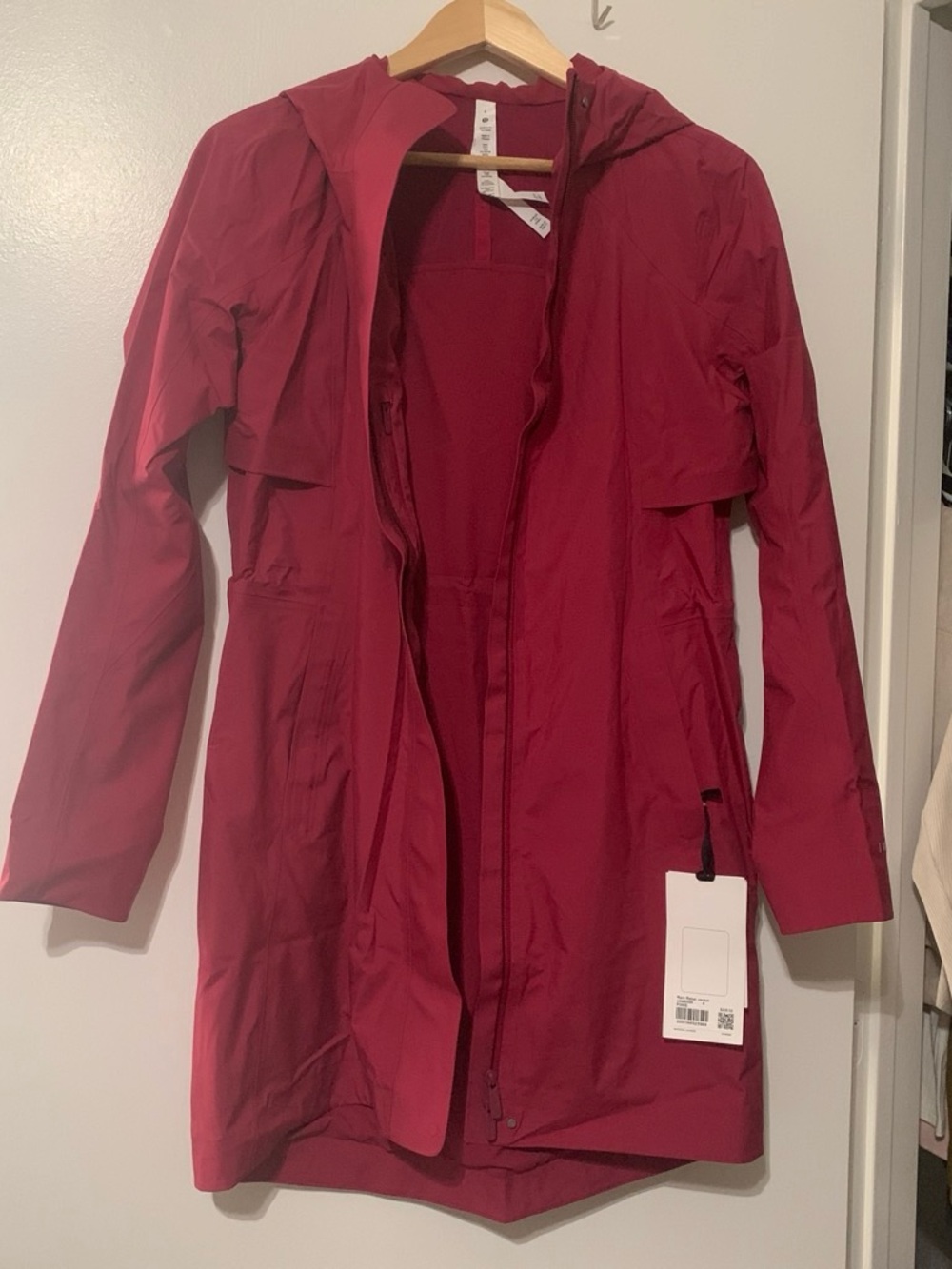 Lululemon Rain Rebel Jacket in Pomegranate